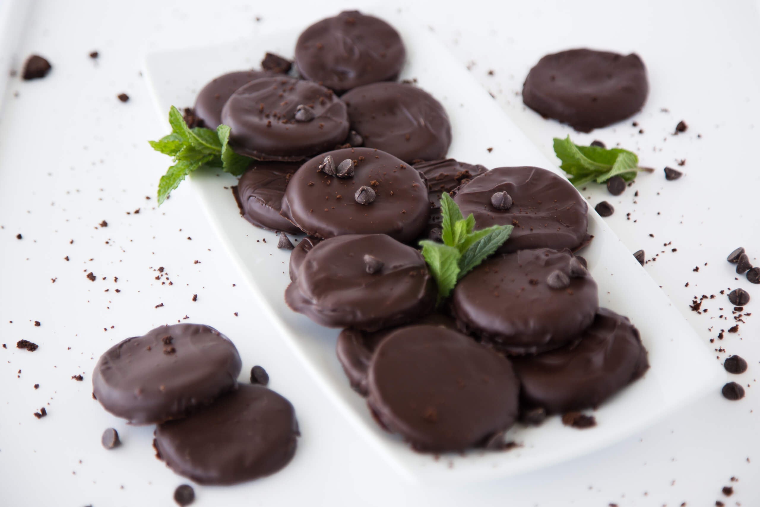 Chocolate Mint Cookie Thins