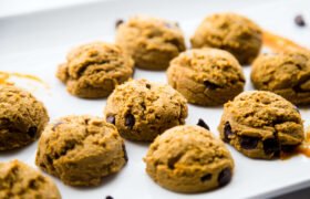 pumpkin chocolate chip cookies