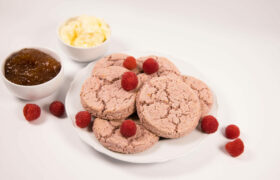 raspberry cheesecake scones