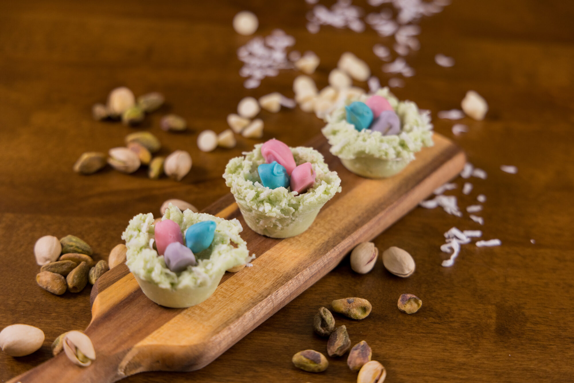 pistachio easter nest desserts