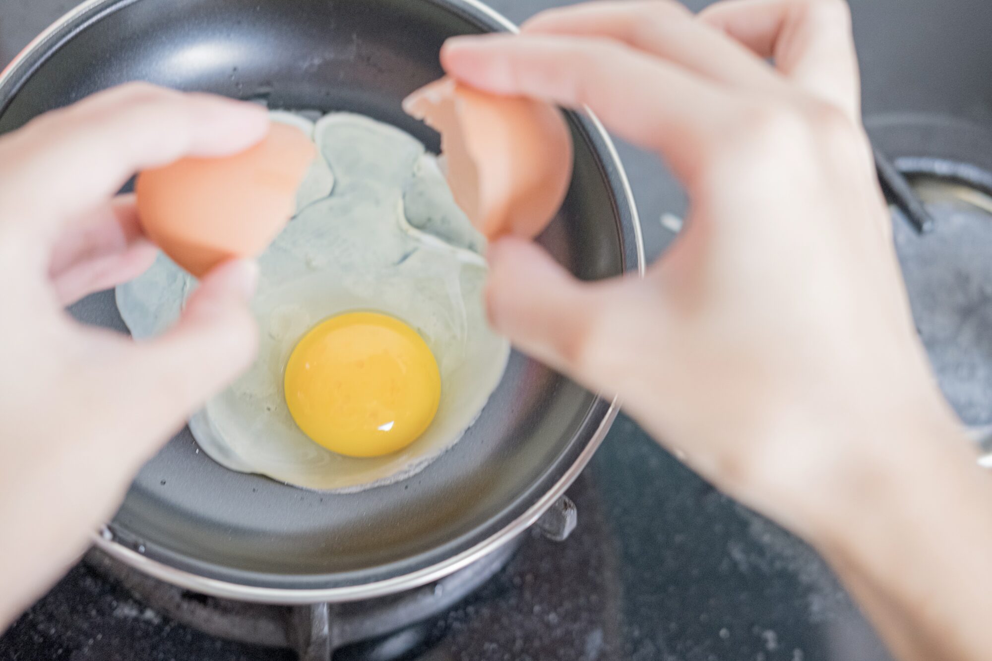 cooking an egg
