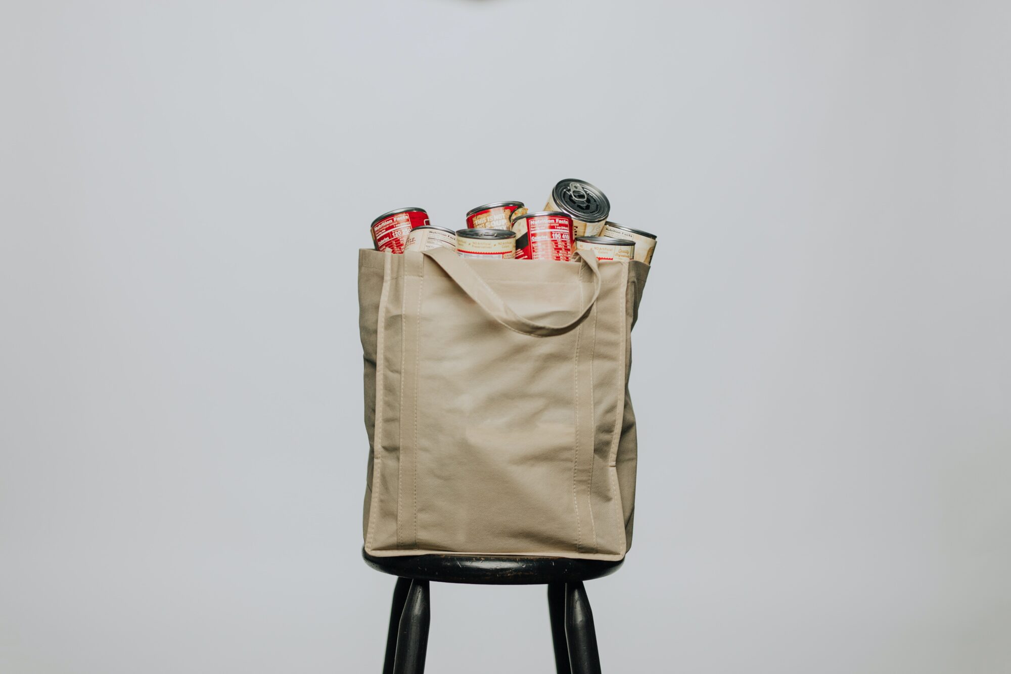 bag with cans