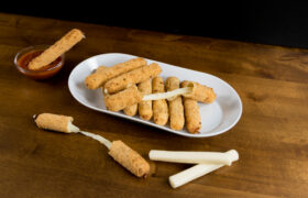 keto fried mozzarella sticks