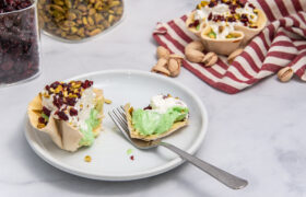 white chocolate pistachio tarts