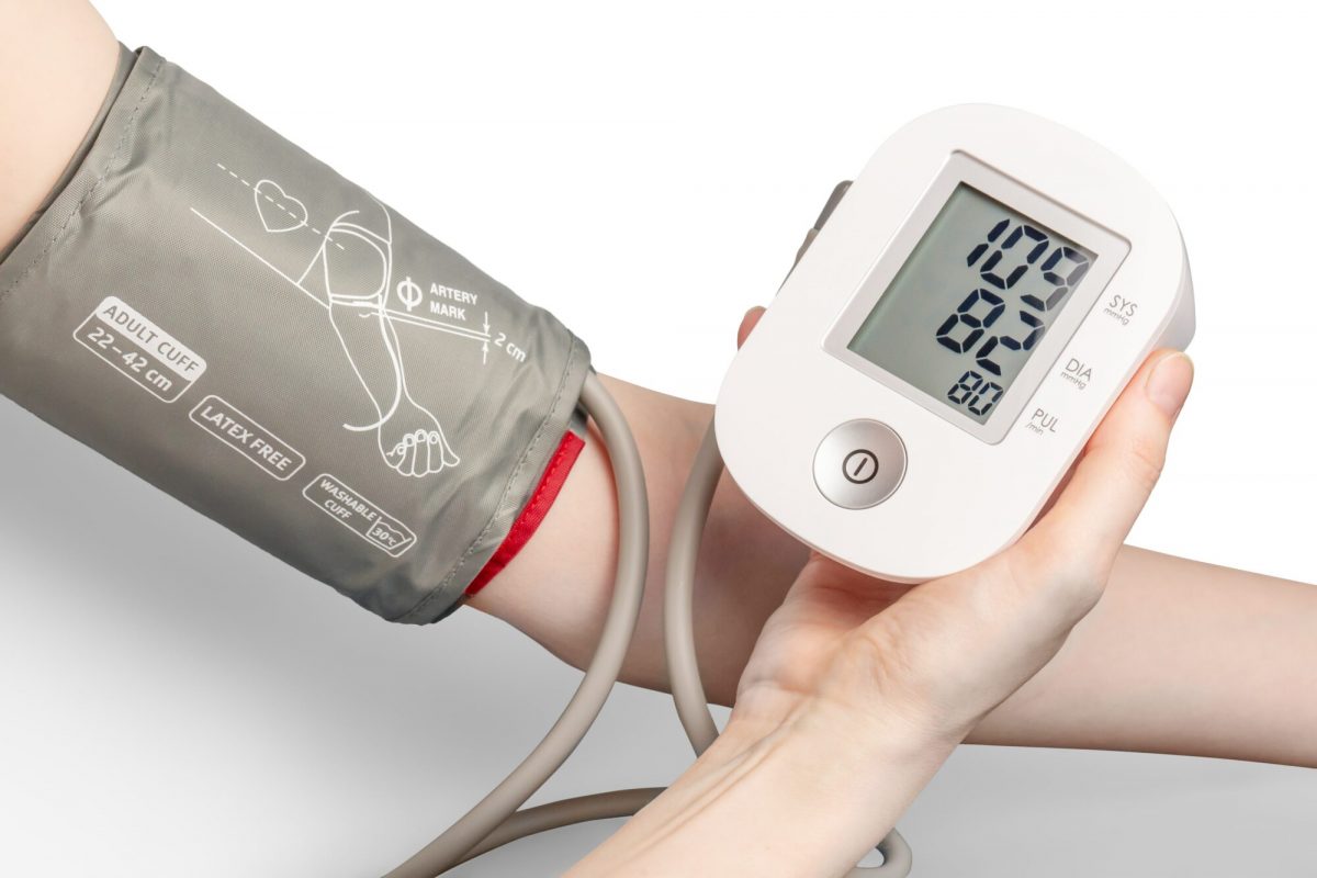 measuring blood pressure 109/82